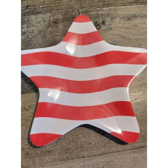 Plastic red‎ striped plate USA decor - Picture 2 of 3